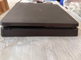 PS4 Slim 1TB + 2 Mandos + 7 Juegos