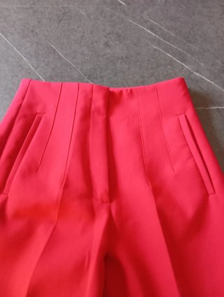 Pantalón de vestir rojo mujer