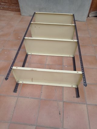 Estantería metálica beige 4 baldas