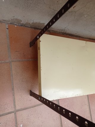 Estantería metálica beige 4 baldas