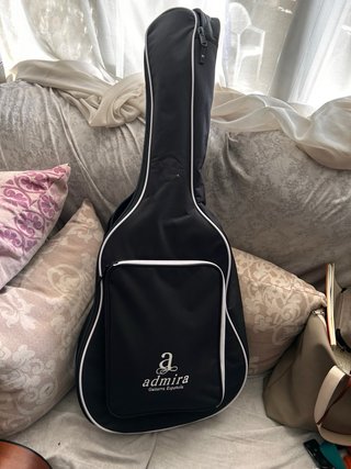 Guitarra Admira Amiga
