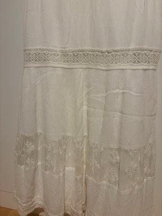 Vestido blanco con encaje