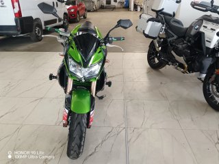 Kawasaki Z750 Verde y Negra