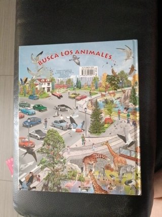Libro infantil Busca los Animales del Zoo