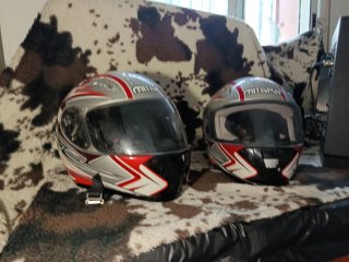 2 Cascos Moto Mitaka