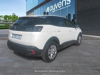 Renting - PEUGEOT 3008 1.5 BlueHDi 130CV S&S