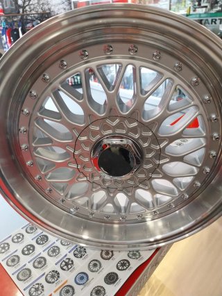 Llantas dare RS 17 4x100 en doble medida
