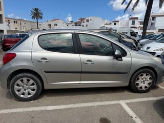 Peugeot 207 2009