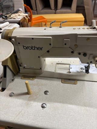 Máquina coser Brother doble aguja LT2- B842-3