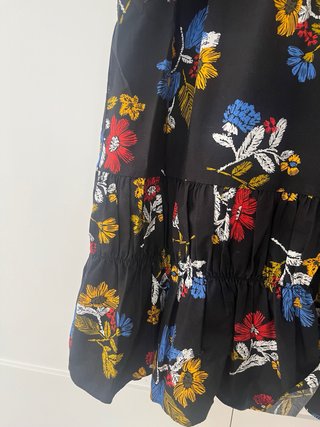 Vestido corto estampado floral