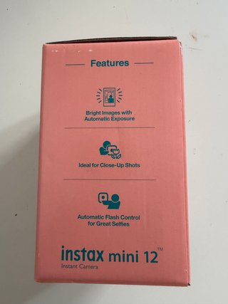 Cámara instantánea Fujifilm Instax Mini 12