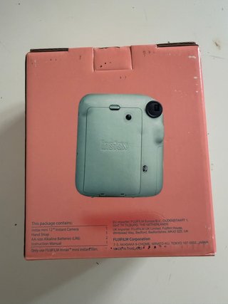 Cámara instantánea Fujifilm Instax Mini 12