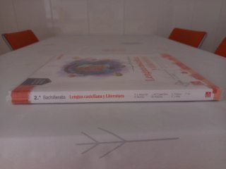 Lengua castellana y Literatura 2.º Bachillerato...