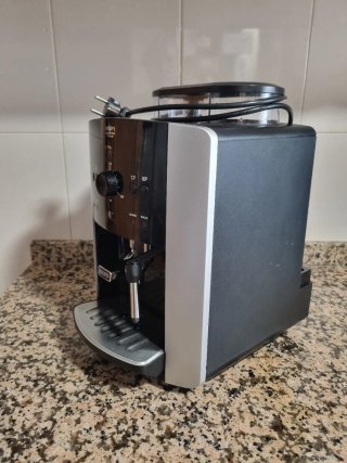 Cafetera Krups Quattro Force