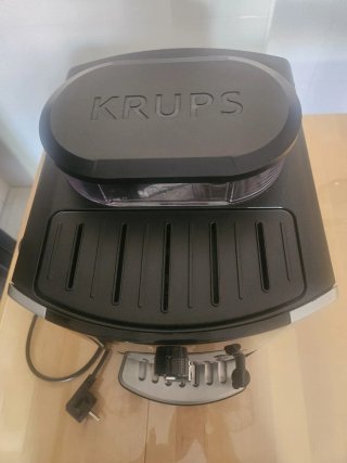 Cafetera Krups Quattro Force