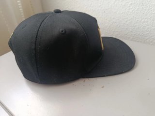 Gorra LAFC Visera Plana Negra y Dorada