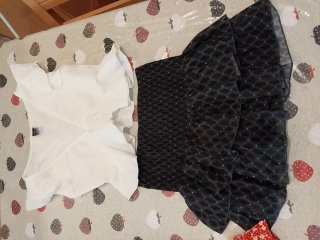 Conjunto Falda Brookveel y Camiseta Bershka Talla