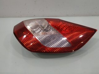 586504 15911600 piloto tras der renault scenic ii