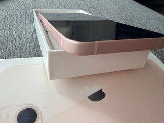 iPhone 13 Rosa