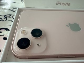 iPhone 13 Rosa