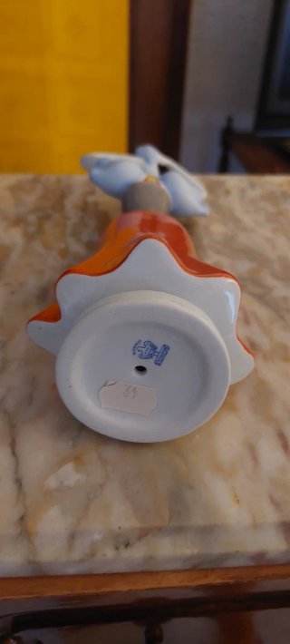 Figura Dama Budapest Porcelana