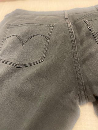 Pantalón Levi's Gris Talla 28