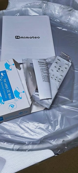 2 Ventiladores de Techo luz LED NUEVOS