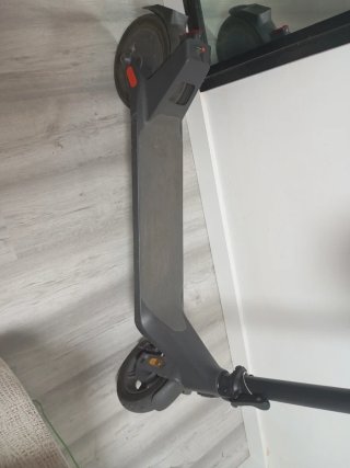 Patinete Eléctrico Xiaomi Mi Electric Scooter 4 Li