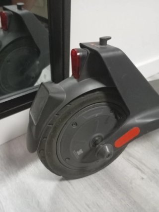Patinete Eléctrico Xiaomi Mi Electric Scooter 4 Li