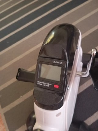 Mini Bicicleta Estática Compacta