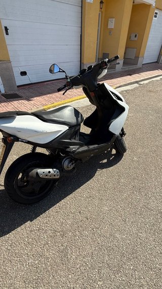 Yamaha Aerox 50cc Scooter