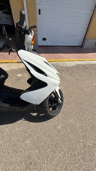 Yamaha Aerox 50cc Scooter
