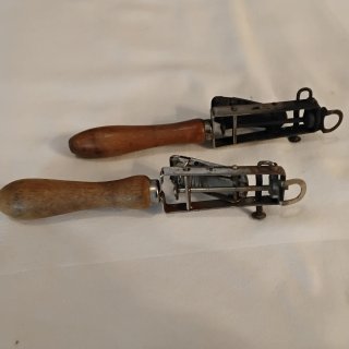 2 accendini antichi