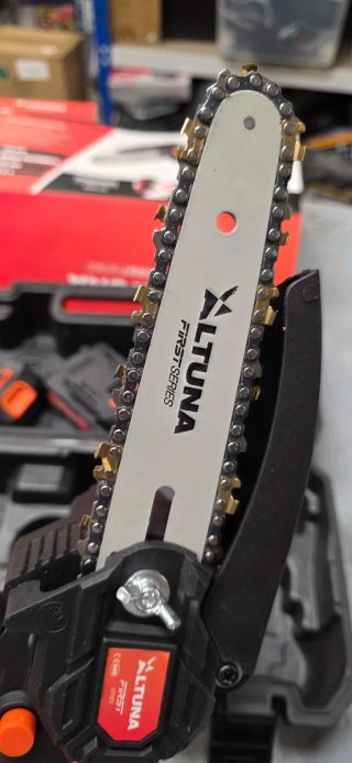 Motosserra Altuna 21V c/bateria