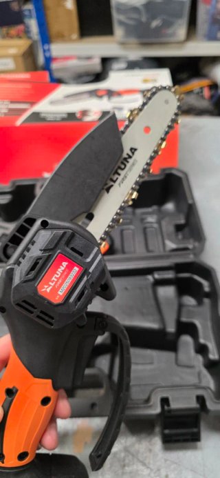 Motosserra Altuna 21V c/bateria