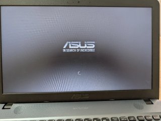 Portátil Asus F54U Plata