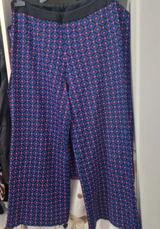 Traje Sfera Negro y Morado Talla L