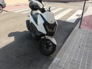 Kymco Scooter con ABS y Servicio