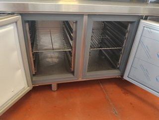Bajo mostrador refrigerado 4 puertas segundamano