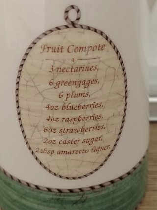 Lattiera Wedgwood Prunus domestica