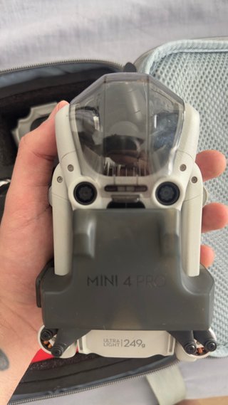 Dron DJI Mini 4 Pro como nuevo 2baterias extra