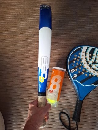 Palas de pádel y pelotas Artengo
