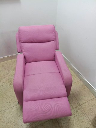 Sillón reclinable rosa tela como nuevo