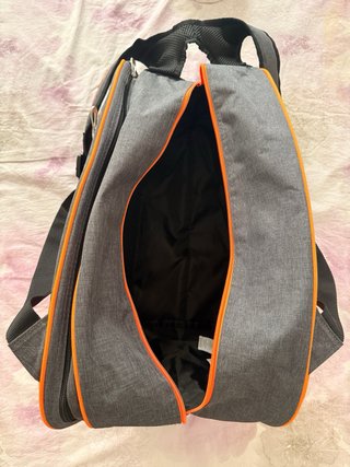 Paletero Bullpadel Tour Naranja y Gris