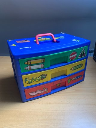 Caja portalápices infantil con asa