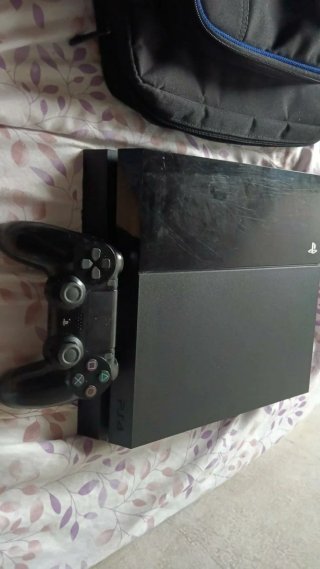 PS4 500GB Negra