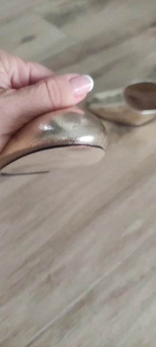 Sandalias doradas mujer Sfera
