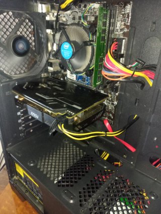 PC I3 8350K, 16GB, RTX 2060 6GB