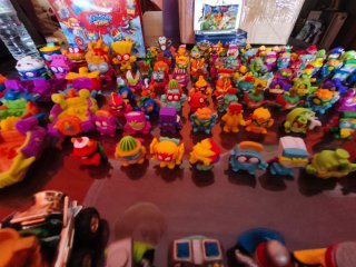 Colección Superthings