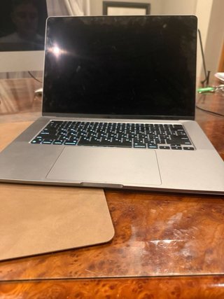 Apple MacBook 2024 Plata/Gris Espacial
